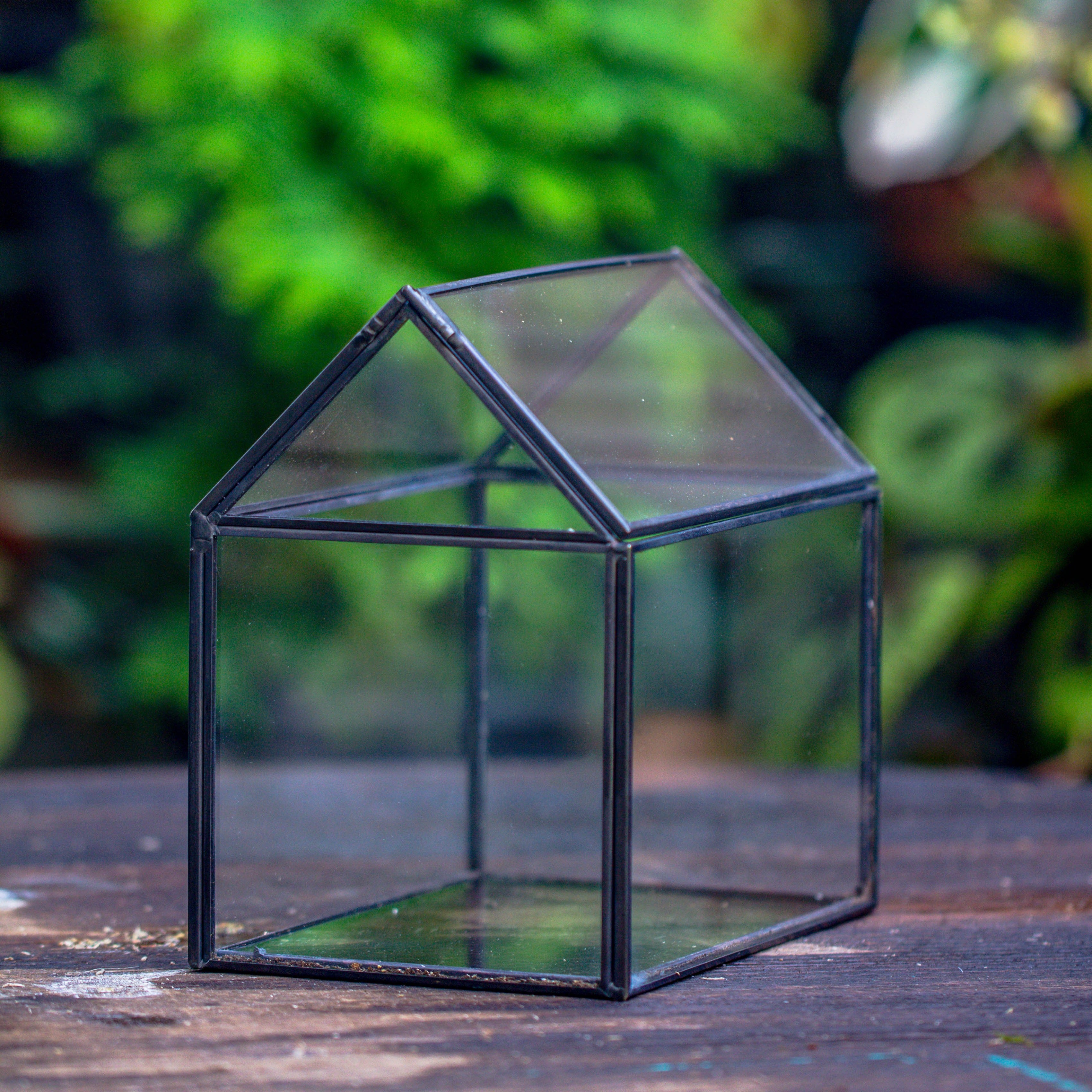 Handmade Black Copper House Shape Glass Geometric Terrarium Planter for Succulent Moss Airplants - NCYPgarden