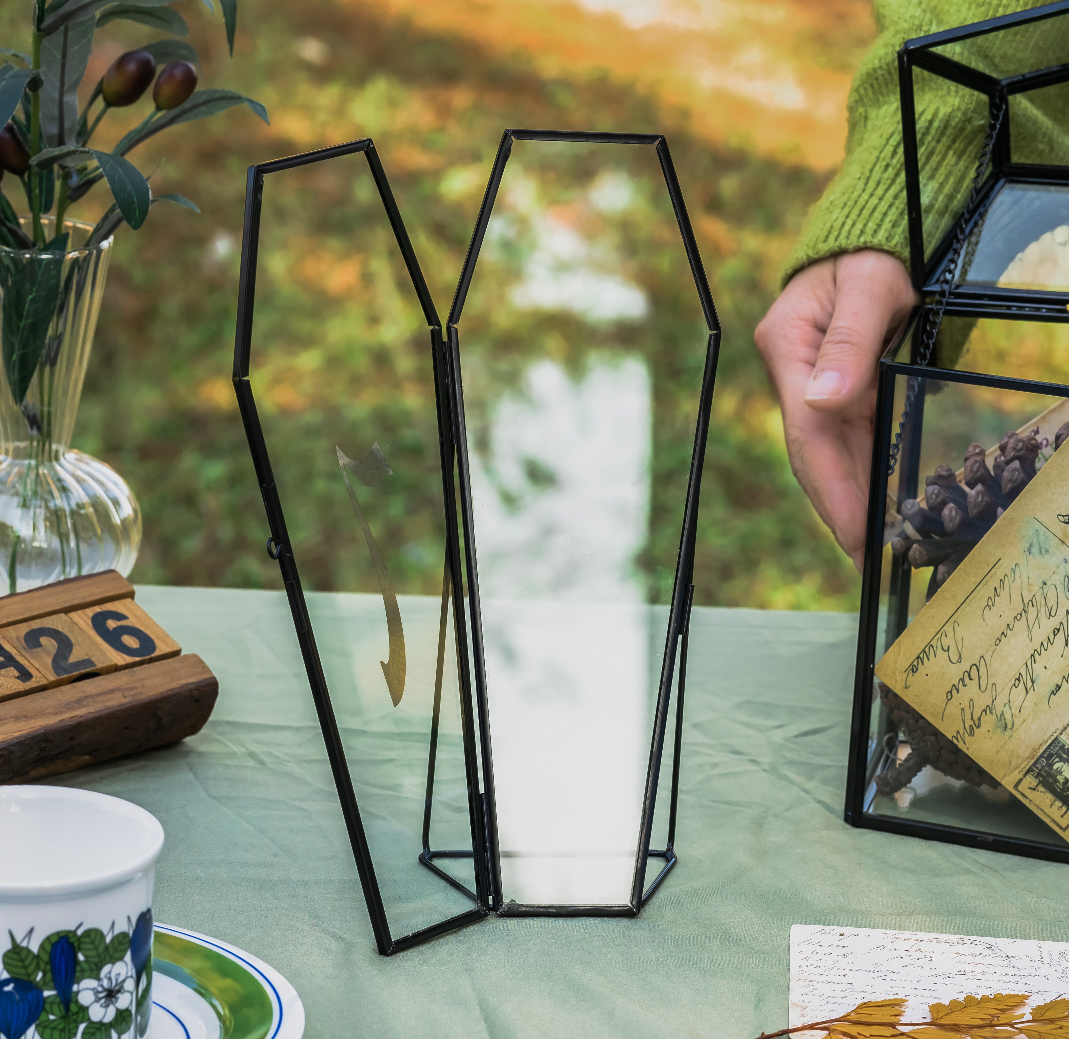 Brass Gold Tabletop Vintage Frame Geometric Ornament Plant Specimen Clip Modern Decor Card Holder 5X7" Reception - NCYPgarden