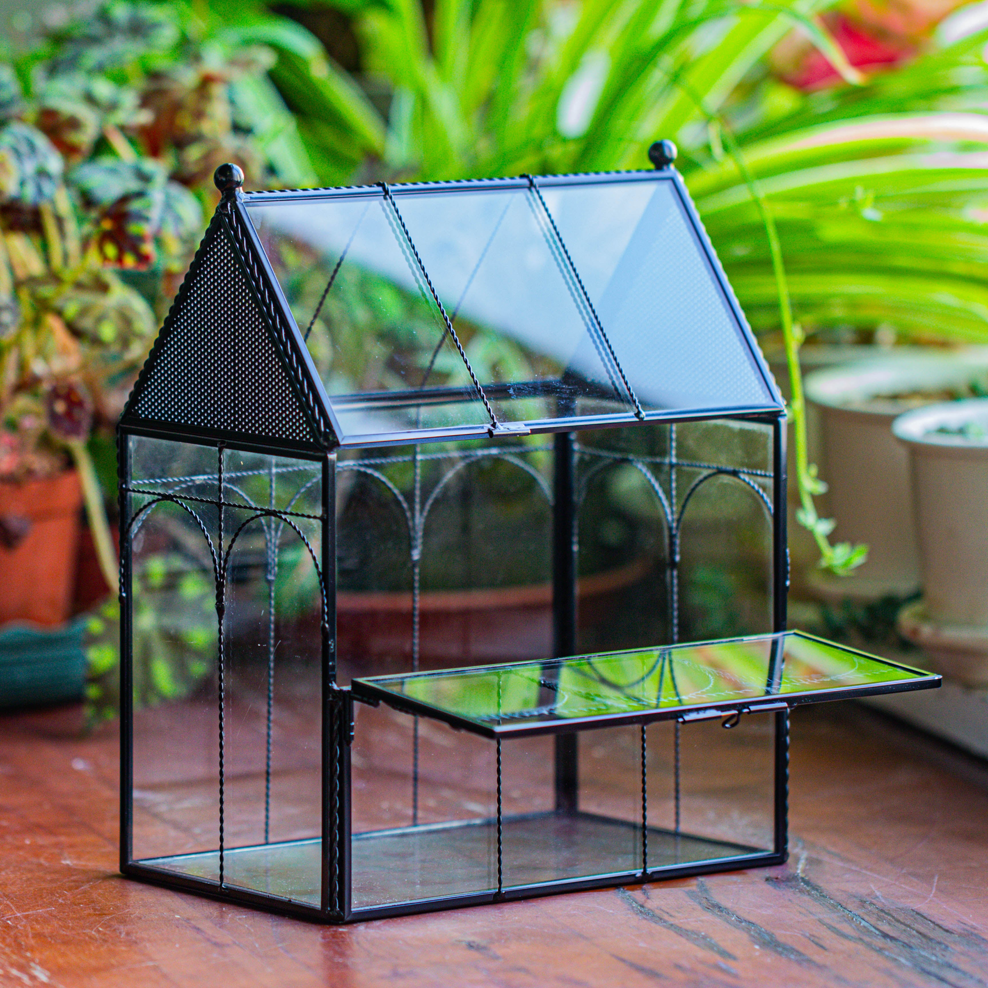 NCYP Vintage House Shape Stainless Steel and Glass Geometric Terrarium, with side door, with Mesh / vent holes for small Insects Pet - NCYPgarden