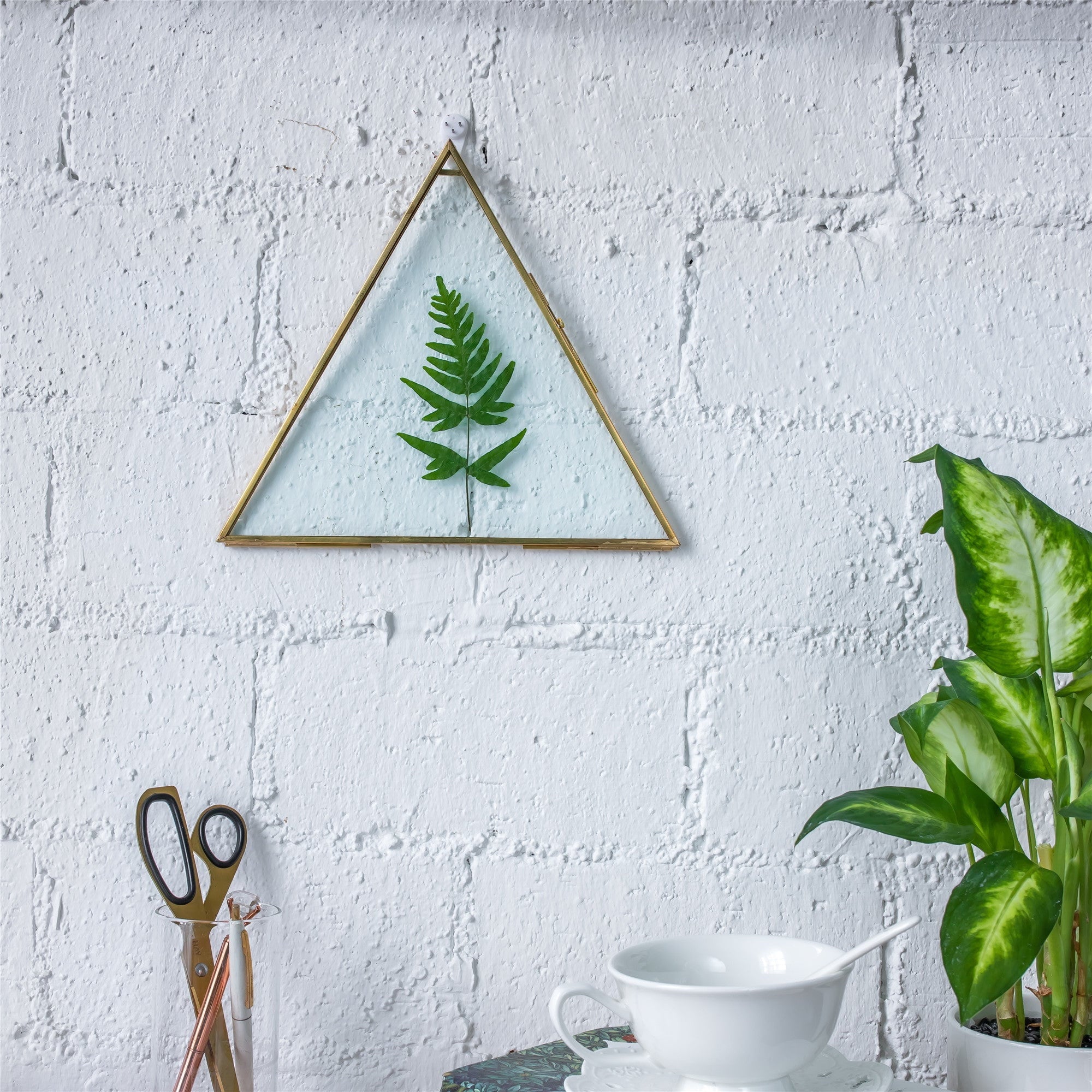 Hanging Triangle Herbarium Brass Glass Frame for Pressed Flowers Dried Flowers Poster - NCYPgarden