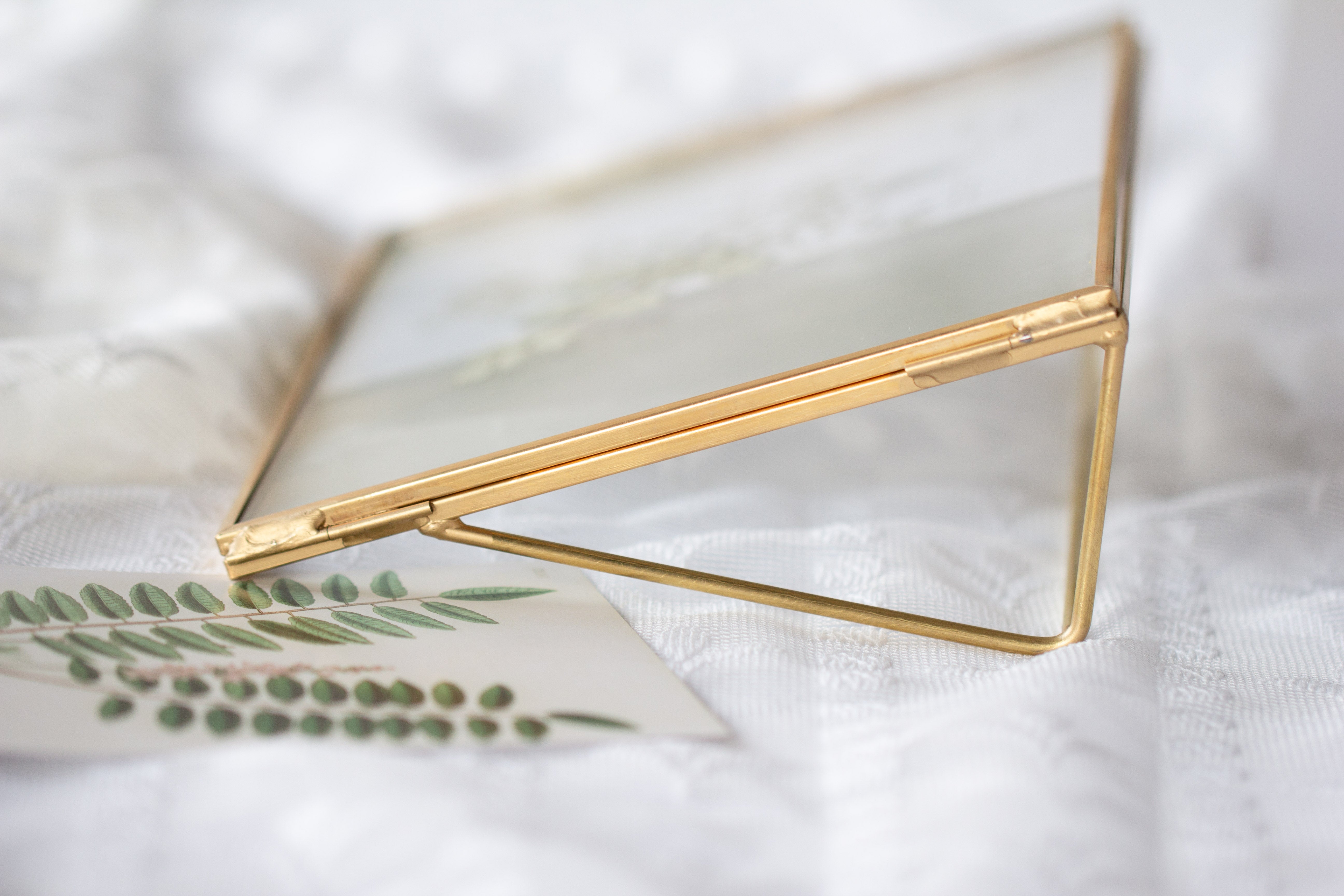 NCYP Tabletop Gold 5x7, 6x8 5.5x7 Brass Glass Photo Picture Display Frame - NCYPgarden