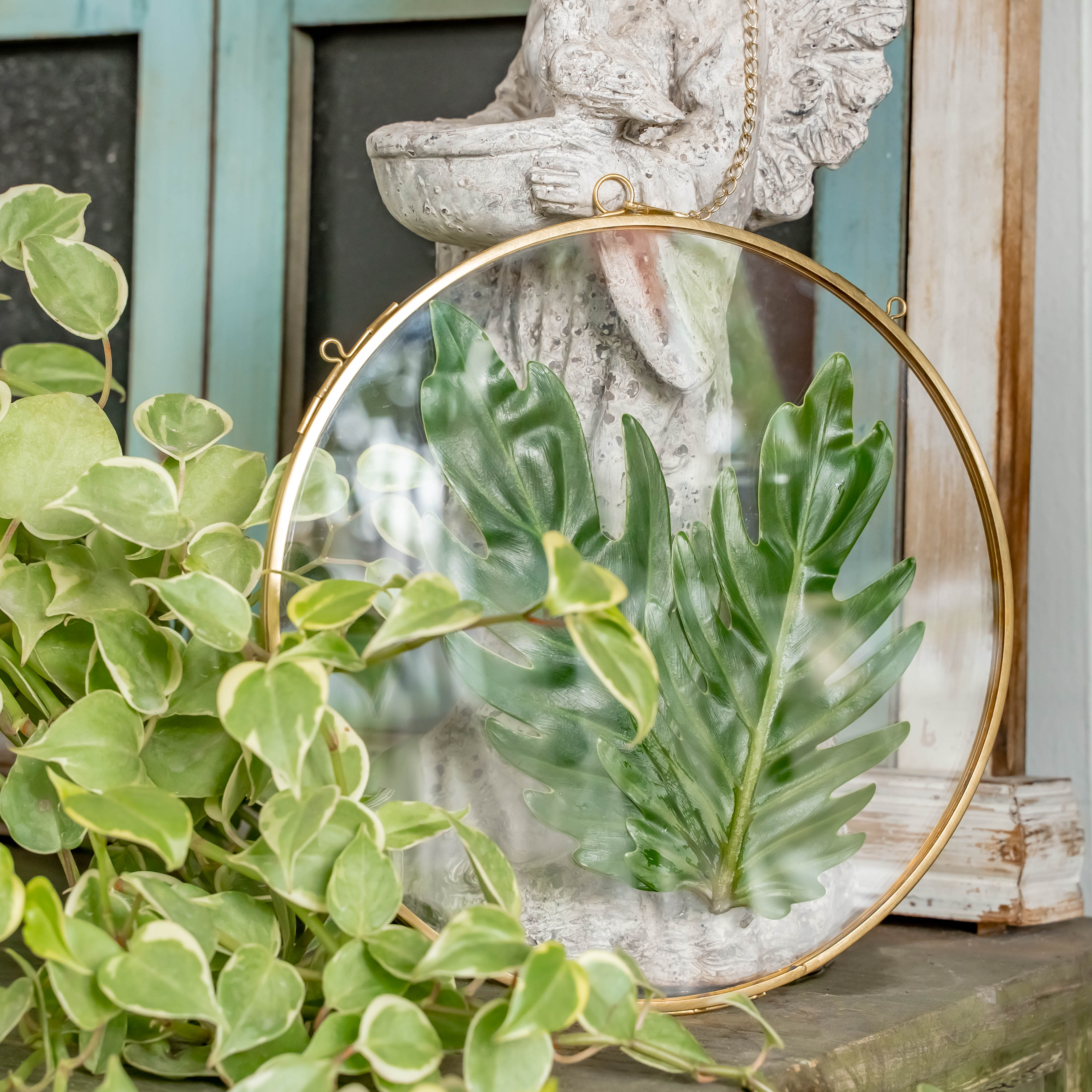 NCYP Wall Hanging Round 8" Herbarium Brass Glass Frame for Pressed Flowers, Dried Flowers, Poster, Double Glass, floating Frame - NCYPgarden